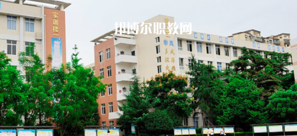 華坪縣職業(yè)高級中學2022年招生對象、招生條件、報名條件