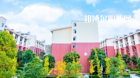 黔東南中等職業(yè)技術(shù)學校2022年學費、收費多少