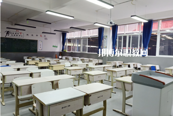 文山文武職業(yè)學(xué)校2022年報(bào)名條件、招生要求、招生對(duì)象