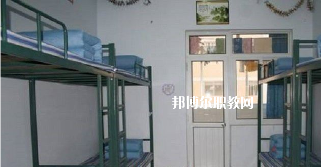 重慶萬州商貿中等專業(yè)學校2022年宿舍條件