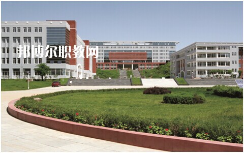 滄州工貿(mào)學(xué)校2022年學(xué)費(fèi)、收費(fèi)多少
