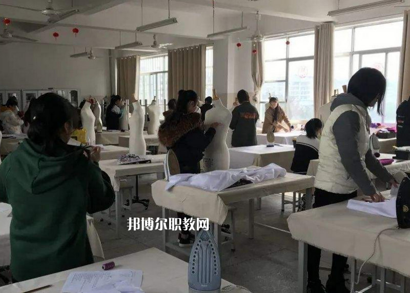 大關(guān)縣職業(yè)高級(jí)中學(xué)2022年報(bào)名條件、招生要求、招生對(duì)象