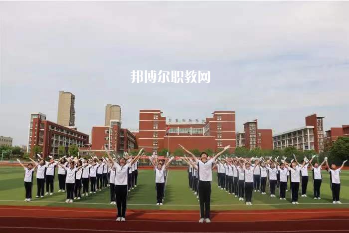 滁州市旅游商貿(mào)學(xué)校2022年報(bào)名條件、招生要求、招生對(duì)象