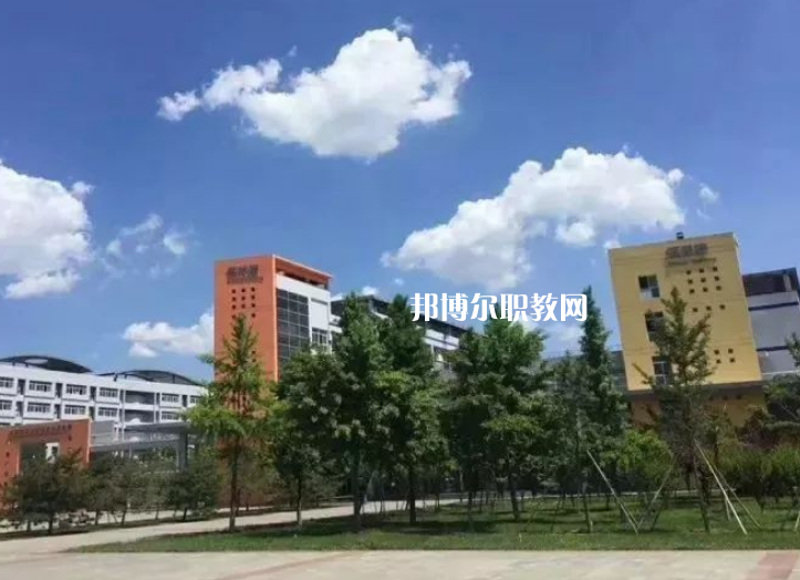 紅河州民族師范學(xué)校2022年學(xué)費、收費多少