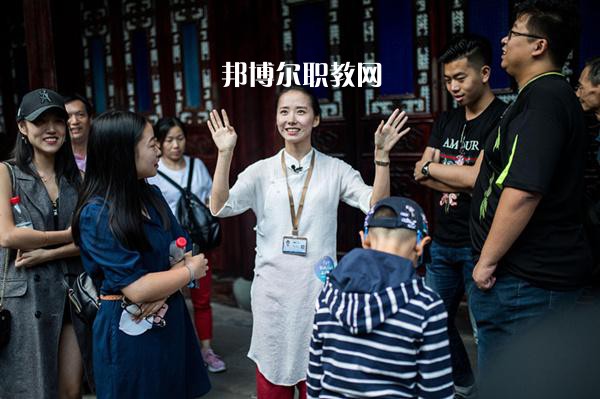 河北旅游管理中等專業(yè)學(xué)校2022年報(bào)名條件、招生要求、招生對(duì)象