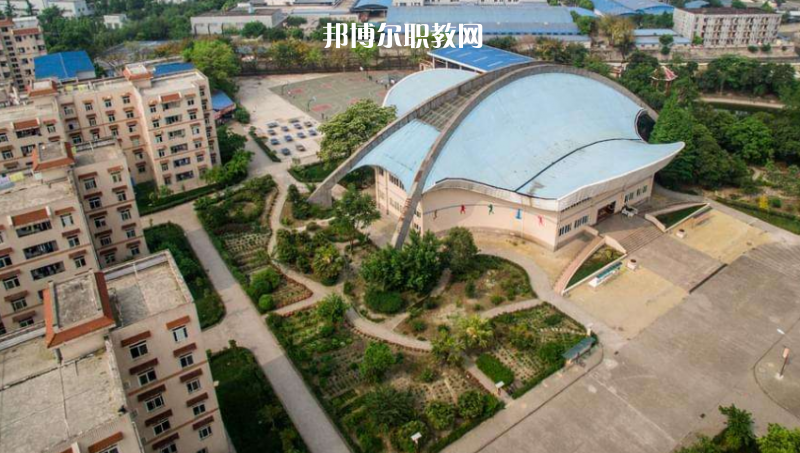成都中醫(yī)藥大學附院針灸學校龍泉校區(qū)2022年學費、收費多少