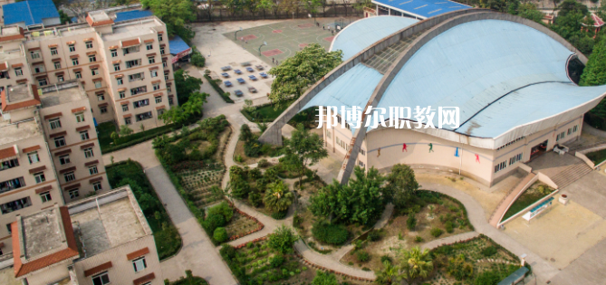 成都中醫(yī)藥大學(xué)附屬醫(yī)院針灸學(xué)校怎么樣、好不好