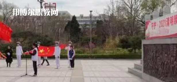 青島第二衛(wèi)生學(xué)校2022年招生條件、招生要求、招生對(duì)象