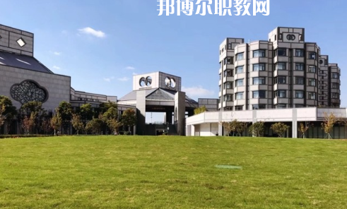 荊州職業(yè)教育中心學校2022年怎么樣、好不好