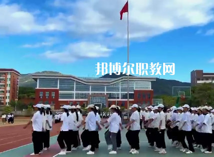 福建2023年讀中專學(xué)?？梢钥即髮W(xué)嗎