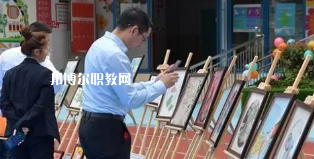 汶川縣特殊教育學(xué)校地址在哪里，哪個(gè)地區(qū)，哪個(gè)城市?