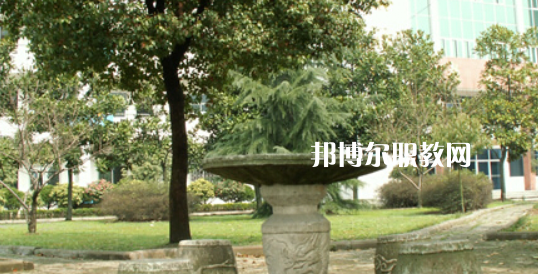 2023浙江電子工程學(xué)校多少錢(qián) 浙江電子工程學(xué)校各專業(yè)學(xué)費(fèi)收費(fèi)標(biāo)準(zhǔn)