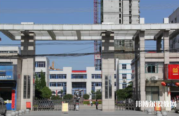 潢川縣職業(yè)中等專業(yè)學(xué)校怎么樣、好不好