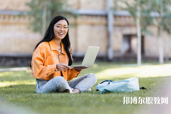 安徽哪里的中職學校能讀環(huán)境藝術設計專業(yè)