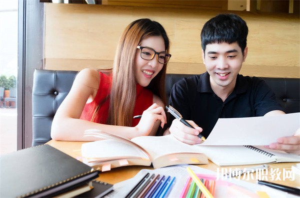 江西哪里的職業(yè)中學能讀室內(nèi)裝飾設(shè)計專業(yè)