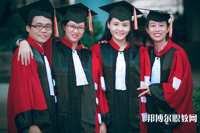 江西哪里的中職學(xué)校能讀法律事務(wù)專業(yè)