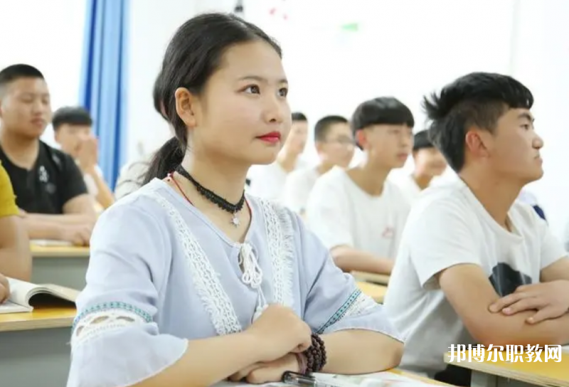 陜西2024年初中畢業(yè)直接讀中專