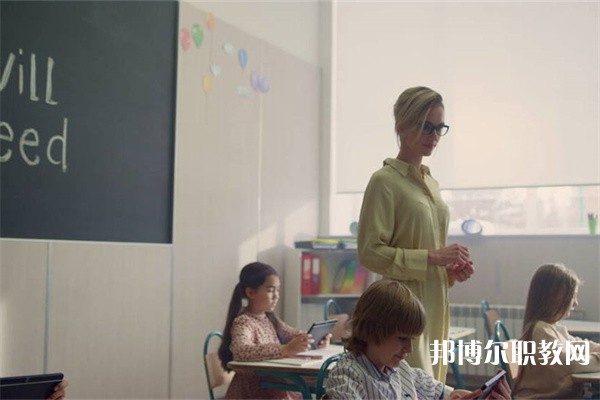 河南哪里的中職學校能讀計算機應用專業(yè)