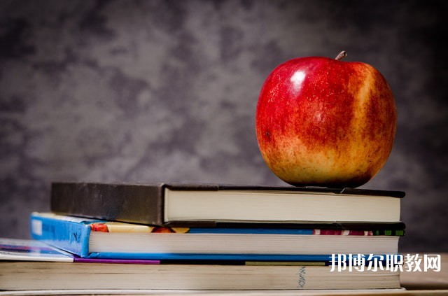 河南哪里的中職學校能讀計劃生育專業(yè)