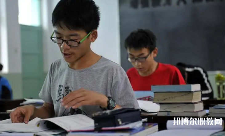 陜西2024年中專有什么專業(yè)適合男生