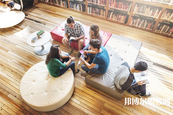 河南哪里的職教中心能讀客戶信息服務(wù)專業(yè)