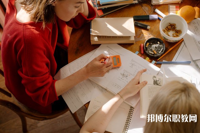 河南哪里的職業(yè)學(xué)校能讀高星級飯店運營與管理專業(yè)