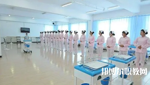 四川育英醫(yī)養(yǎng)科技技工學(xué)校2024年報名條件、招生要求、招生對象