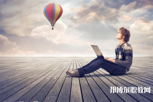 河南哪里的中職學(xué)校能讀首飾設(shè)計與制作專業(yè)