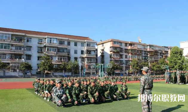 陜西2024年沒(méi)有初中畢業(yè)可不可以讀中專(zhuān)學(xué)校