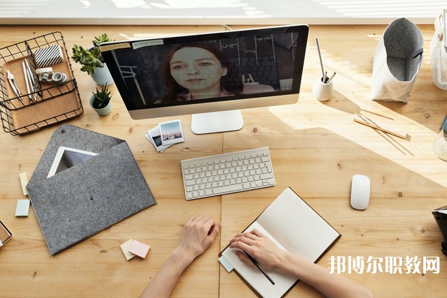 河南哪里的技工學校能讀人工智能技術(shù)應用專業(yè)
