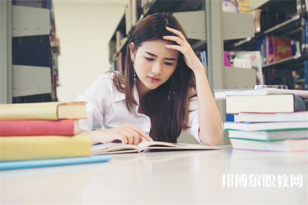 河南哪里的中職學校能讀法學專業(yè)