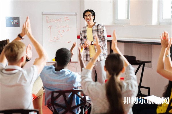 河南哪里的中職學校能讀針灸推拿專業(yè)