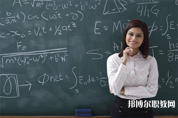 湖北哪里的中職學校能讀計算機網(wǎng)絡及應用專業(yè)