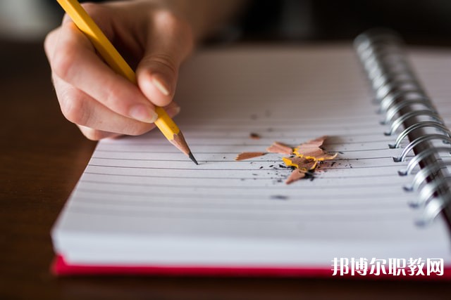 湖北哪里的中專學校能讀中藥專業(yè)