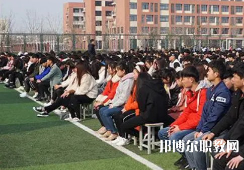 皖北經(jīng)濟(jì)技術(shù)學(xué)校2024年報(bào)名條件、招生要求、招生對象