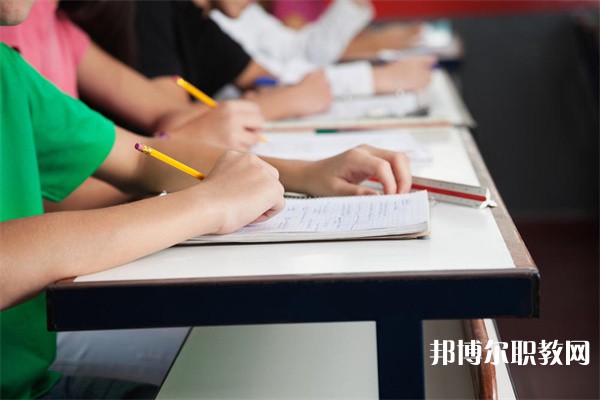 廣西哪里的職業(yè)學(xué)校能讀商勞韓語(yǔ)專(zhuān)業(yè)