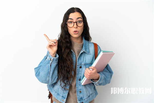 廣西哪里的技工學校能讀中西烹調(diào)技術專業(yè)