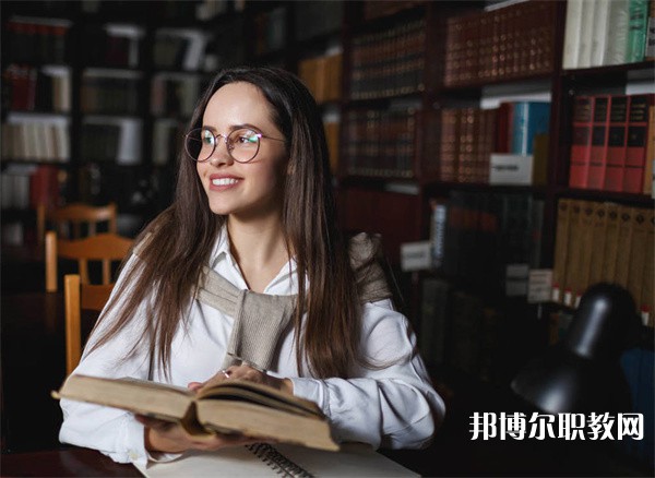 廣西哪里的職業(yè)學校能讀中醫(yī)康復(fù)技術(shù)專業(yè)