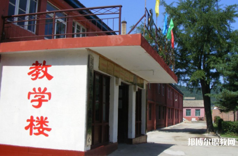 2024丹東市圣林中等職業(yè)技術專業(yè)學校招生計劃 招生人數(shù)是多少(附要求、條件、對象)